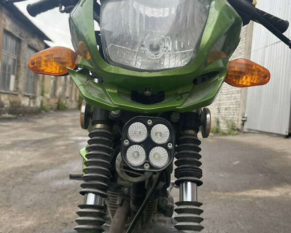 Зеленый Спарк SP 200R-25I, объемом двигателя 0.2 л и пробегом 4 тыс. км за 750 $, фото 4 на Automoto.ua