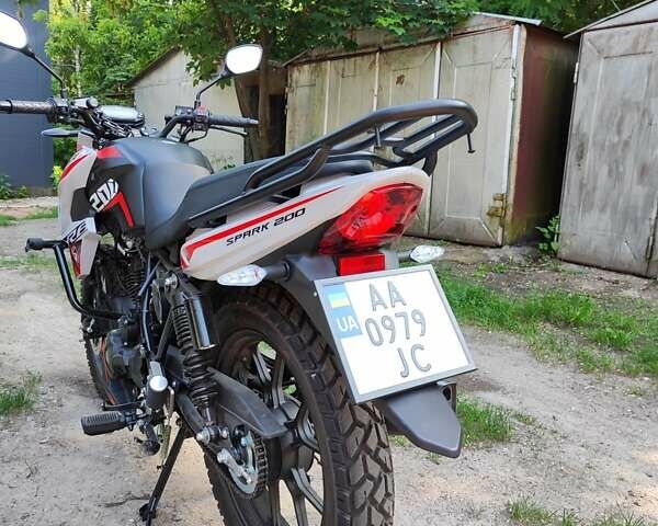 Серый Спарк SP 200R-26T, объемом двигателя 0.2 л и пробегом 2 тыс. км за 1085 $, фото 1 на Automoto.ua