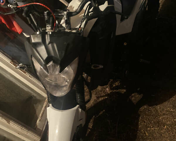 Белый Спарк SP 200R-28, объемом двигателя 0.2 л и пробегом 2 тыс. км за 750 $, фото 2 на Automoto.ua