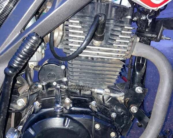 Белый Спарк SP 200R-29, объемом двигателя 0.2 л и пробегом 11 тыс. км за 1055 $, фото 2 на Automoto.ua