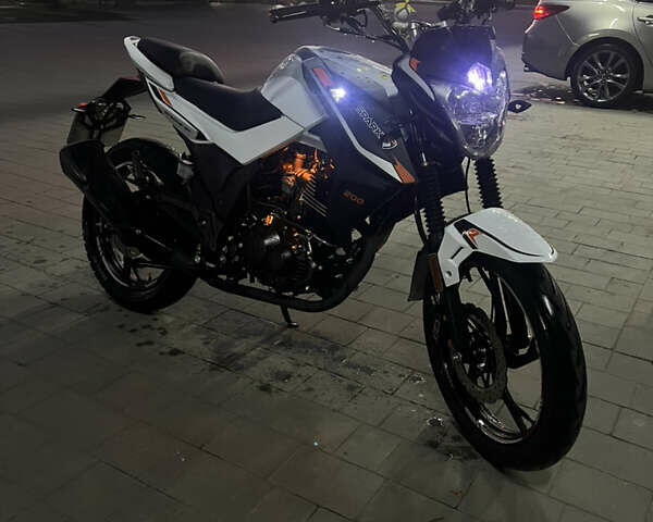 Белый Спарк SP 200R-30, объемом двигателя 0 л и пробегом 2 тыс. км за 999 $, фото 5 на Automoto.ua