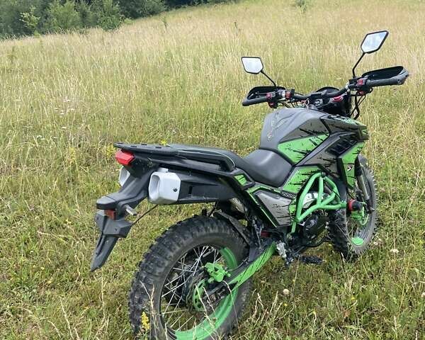 Спарк SP 300T-1, об'ємом двигуна 0 л та пробігом 600 тис. км за 1600 $, фото 1 на Automoto.ua