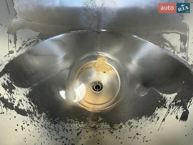 Шпитцер Silos, объемом двигателя 0 л и пробегом 100 тыс. км за 7300 $, фото 12 на Automoto.ua
