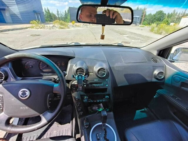 Білий Cанг Йонг Actyon, об'ємом двигуна 2 л та пробігом 340 тис. км за 4200 $, фото 15 на Automoto.ua