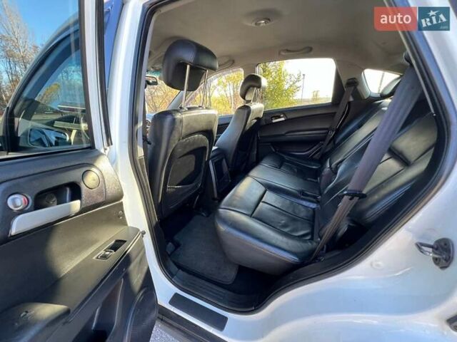 Белый Cанг Йонг Актион, объемом двигателя 2 л и пробегом 230 тыс. км за 6500 $, фото 9 на Automoto.ua