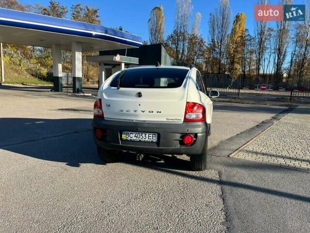 Белый Cанг Йонг Актион, объемом двигателя 2 л и пробегом 230 тыс. км за 6500 $, фото 24 на Automoto.ua