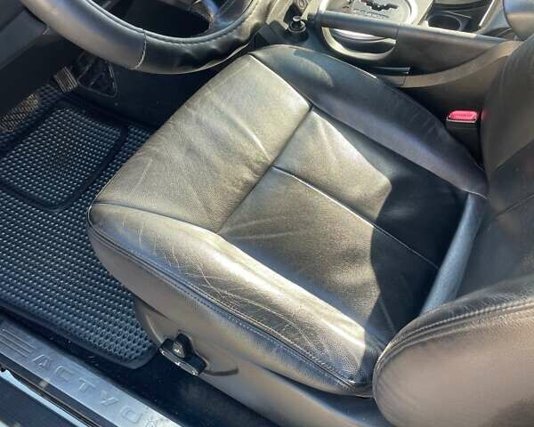 Белый Cанг Йонг Актион, объемом двигателя 2.3 л и пробегом 170 тыс. км за 6000 $, фото 7 на Automoto.ua