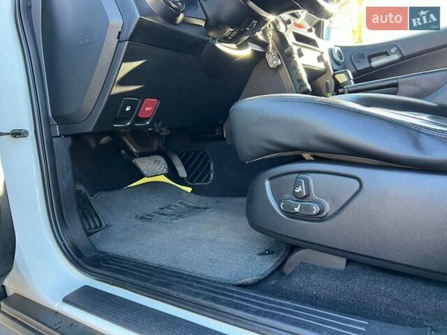 Белый Cанг Йонг Актион, объемом двигателя 2 л и пробегом 230 тыс. км за 6500 $, фото 18 на Automoto.ua