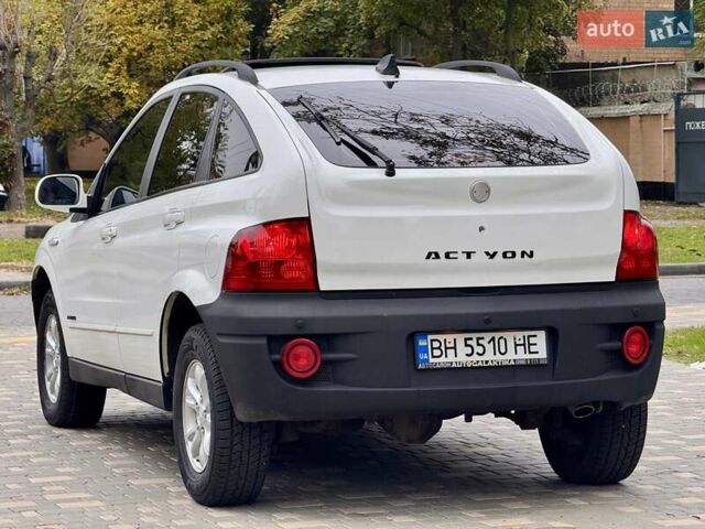 Cанг Йонг Actyon 2008 у Одесі на Automoto.ua Білий Cанг Йонг Actyon, об'ємом двигуна 2 л та пробігом 176 тис. км за 5400 $, фото 9 на Automoto.ua