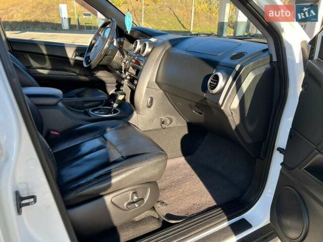 Белый Cанг Йонг Актион, объемом двигателя 2 л и пробегом 230 тыс. км за 6500 $, фото 4 на Automoto.ua