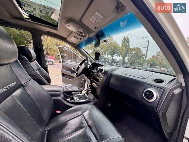 Cанг Йонг Actyon 2008 у Одесі на Automoto.ua Білий Cанг Йонг Actyon, об'ємом двигуна 2 л та пробігом 176 тис. км за 5400 $, фото 40 на Automoto.ua
