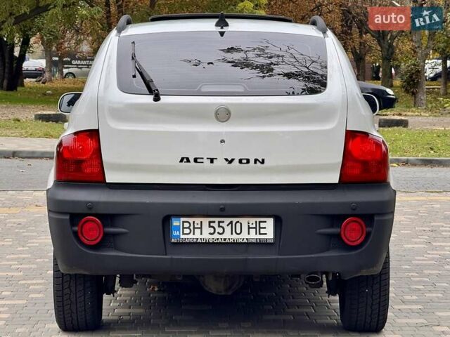 Cанг Йонг Actyon 2008 у Одесі на Automoto.ua Білий Cанг Йонг Actyon, об'ємом двигуна 2 л та пробігом 176 тис. км за 5400 $, фото 4 на Automoto.ua