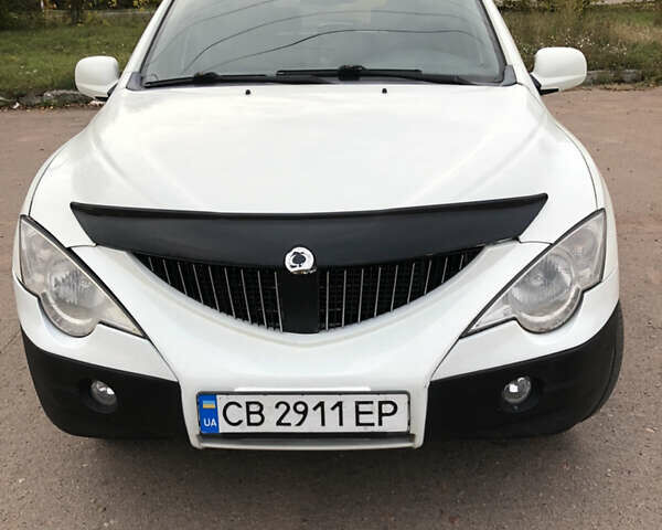 Белый Cанг Йонг Актион, объемом двигателя 2 л и пробегом 214 тыс. км за 6700 $, фото 5 на Automoto.ua