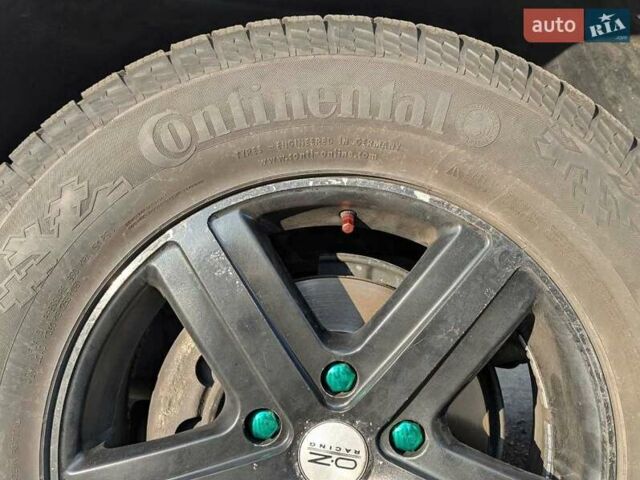 Белый Cанг Йонг Актион, объемом двигателя 2.3 л и пробегом 85 тыс. км за 8000 $, фото 8 на Automoto.ua