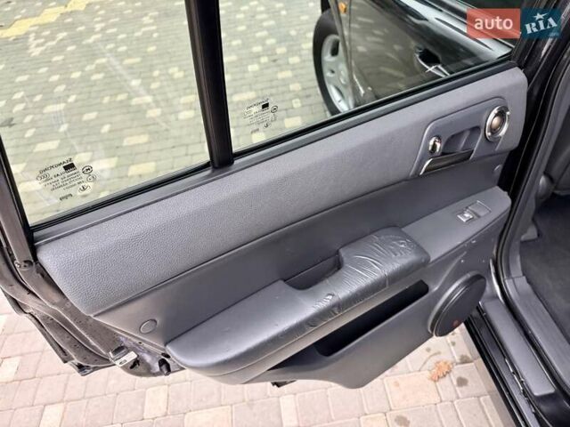 Cанг Йонг Actyon 2009 у Одесі на Automoto.ua Білий Cанг Йонг Actyon, об'ємом двигуна 2 л та пробігом 185 тис. км за 6400 $, фото 56 на Automoto.ua