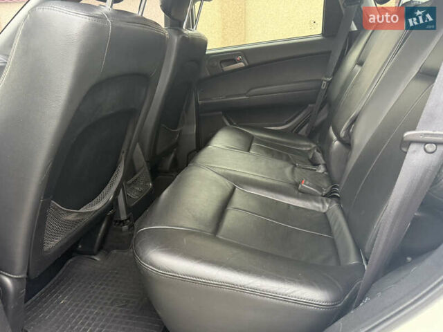 Белый Cанг Йонг Актион, объемом двигателя 2 л и пробегом 173 тыс. км за 6100 $, фото 13 на Automoto.ua