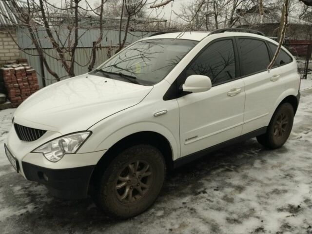 Білий Cанг Йонг Actyon, об'ємом двигуна 2 л та пробігом 159 тис. км за 7279 $, фото 2 на Automoto.ua