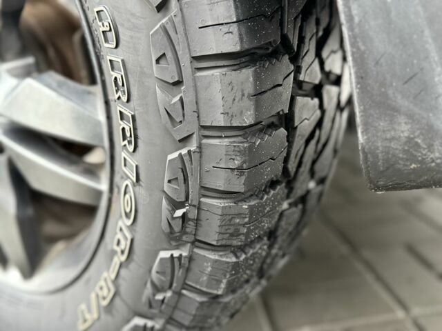 Черный Cанг Йонг Актион, объемом двигателя 2 л и пробегом 134 тыс. км за 4499 $, фото 4 на Automoto.ua