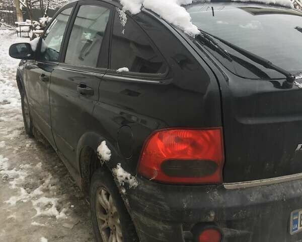 Чорний Cанг Йонг Actyon, об'ємом двигуна 2 л та пробігом 160 тис. км за 4200 $, фото 3 на Automoto.ua