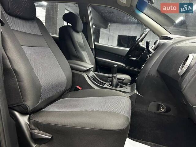 Черный Cанг Йонг Актион, объемом двигателя 0 л и пробегом 142 тыс. км за 9000 $, фото 10 на Automoto.ua