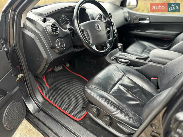 Чорний Cанг Йонг Actyon, об'ємом двигуна 2 л та пробігом 110 тис. км за 6900 $, фото 29 на Automoto.ua