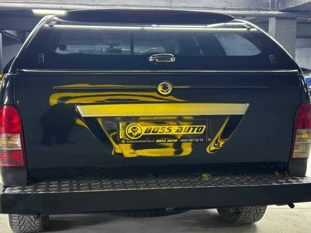 Чорний Cанг Йонг Actyon, об'ємом двигуна 2 л та пробігом 142 тис. км за 9000 $, фото 4 на Automoto.ua