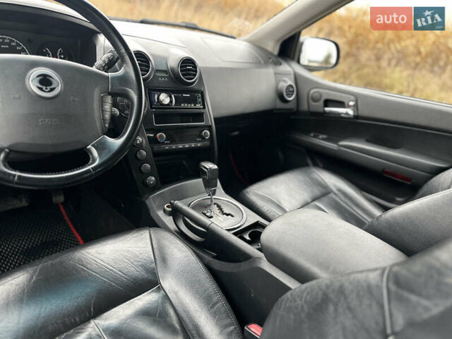 Чорний Cанг Йонг Actyon, об'ємом двигуна 2 л та пробігом 110 тис. км за 6900 $, фото 26 на Automoto.ua