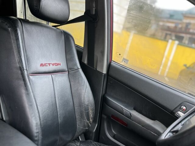 Чорний Cанг Йонг Actyon, об'ємом двигуна 2 л та пробігом 200 тис. км за 2600 $, фото 9 на Automoto.ua