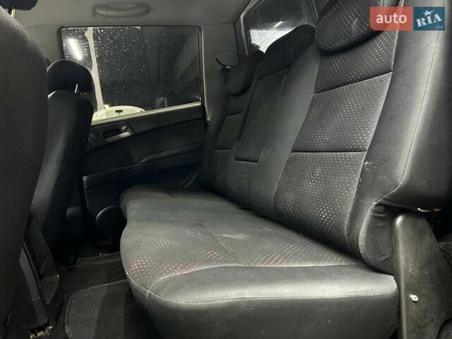 Черный Cанг Йонг Актион, объемом двигателя 0 л и пробегом 142 тыс. км за 9000 $, фото 7 на Automoto.ua