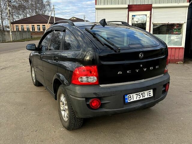 Черный Cанг Йонг Актион, объемом двигателя 2 л и пробегом 169 тыс. км за 6000 $, фото 1 на Automoto.ua