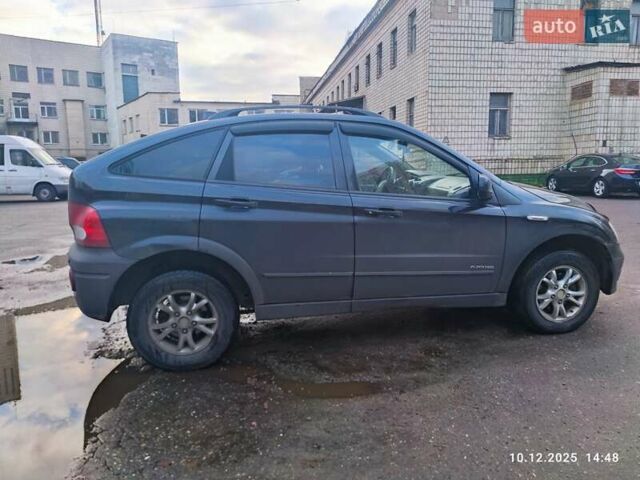 Черный Cанг Йонг Актион, объемом двигателя 2 л и пробегом 281 тыс. км за 4710 $, фото 5 на Automoto.ua