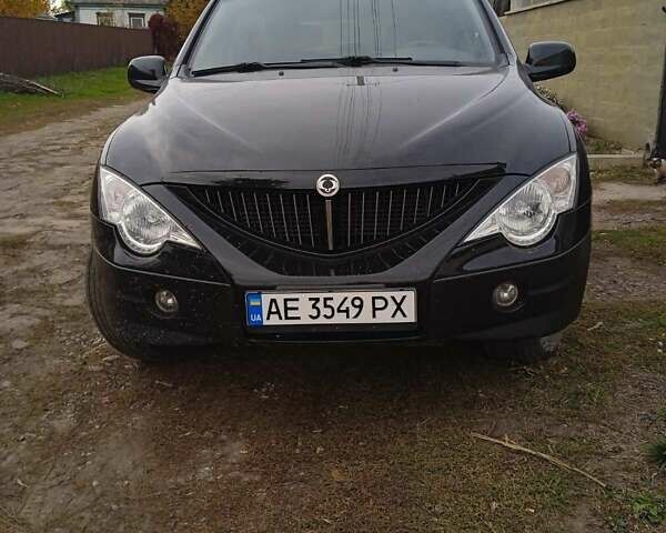 Cанг Йонг Актион 2010 в Новомосковске на Automoto.ua Черный Cанг Йонг Актион, объемом двигателя 2 л и пробегом 168 тыс. км за 7000 $, фото 6 на Automoto.ua