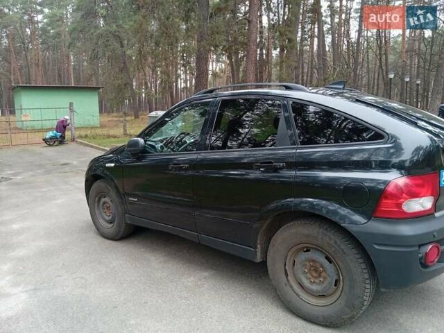 Черный Cанг Йонг Актион, объемом двигателя 2 л и пробегом 200 тыс. км за 5500 $, фото 2 на Automoto.ua