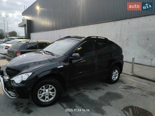 Черный Cанг Йонг Актион, объемом двигателя 2.3 л и пробегом 180 тыс. км за 4500 $, фото 2 на Automoto.ua