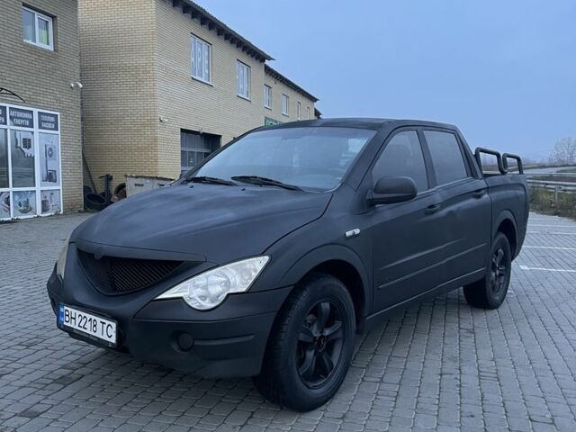 Красный Cанг Йонг Актион, объемом двигателя 2 л и пробегом 280 тыс. км за 4850 $, фото 2 на Automoto.ua