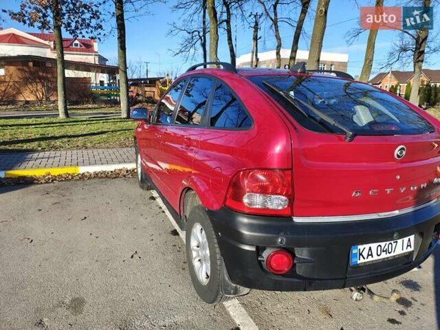 Красный Cанг Йонг Актион, объемом двигателя 2 л и пробегом 197 тыс. км за 5300 $, фото 16 на Automoto.ua