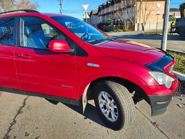 Красный Cанг Йонг Актион, объемом двигателя 2 л и пробегом 197 тыс. км за 5300 $, фото 10 на Automoto.ua