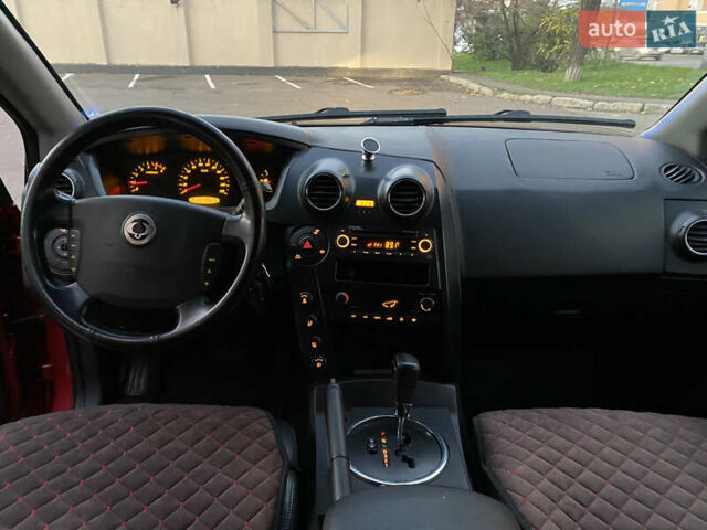 Красный Cанг Йонг Актион, объемом двигателя 2 л и пробегом 125 тыс. км за 6200 $, фото 19 на Automoto.ua