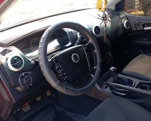 Червоний Cанг Йонг Actyon, об'ємом двигуна 2 л та пробігом 178 тис. км за 7300 $, фото 2 на Automoto.ua