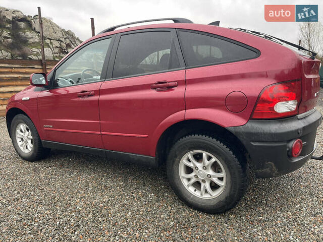 Красный Cанг Йонг Актион, объемом двигателя 2 л и пробегом 224 тыс. км за 6400 $, фото 8 на Automoto.ua