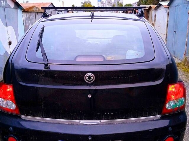 Cанг Йонг Актион, объемом двигателя 2 л и пробегом 267 тыс. км за 3500 $, фото 2 на Automoto.ua