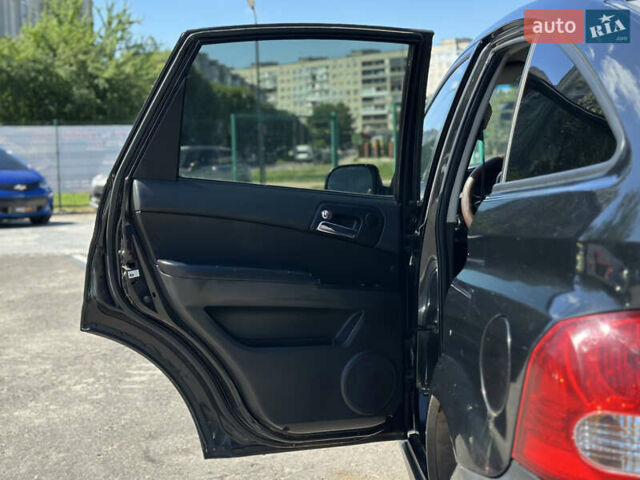 Cанг Йонг Актион, объемом двигателя 2 л и пробегом 107 тыс. км за 5200 $, фото 39 на Automoto.ua