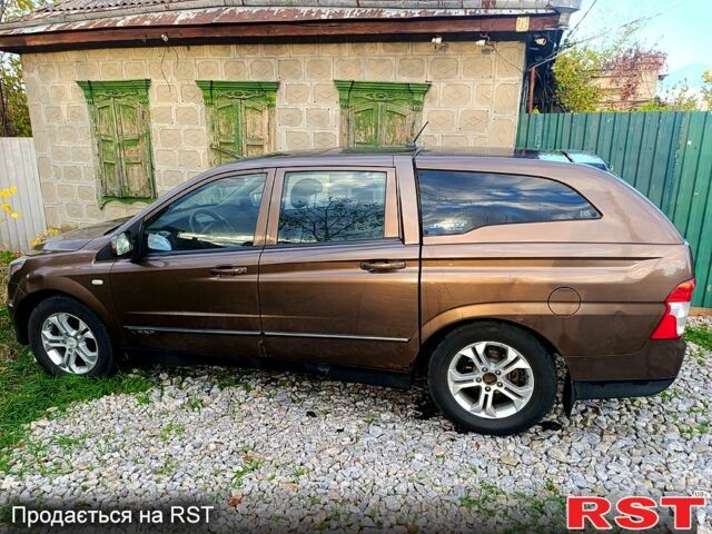 Cанг Йонг Актион, объемом двигателя 2 л и пробегом 325 тыс. км за 5100 $, фото 5 на Automoto.ua