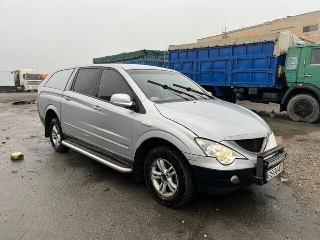 Серый Cанг Йонг Актион, объемом двигателя 2 л и пробегом 300 тыс. км за 6000 $, фото 1 на Automoto.ua