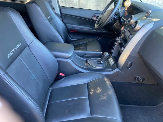 Сірий Cанг Йонг Actyon, об'ємом двигуна 0 л та пробігом 15 тис. км за 25000 $, фото 4 на Automoto.ua