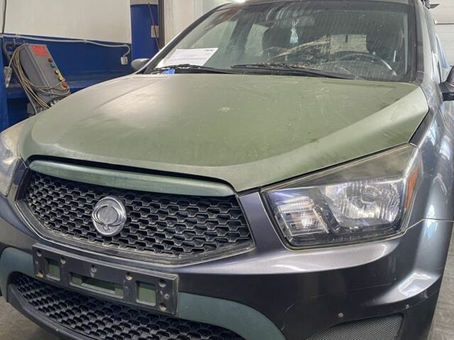 Серый Cанг Йонг Актион, объемом двигателя 2 л и пробегом 209 тыс. км за 3900 $, фото 1 на Automoto.ua