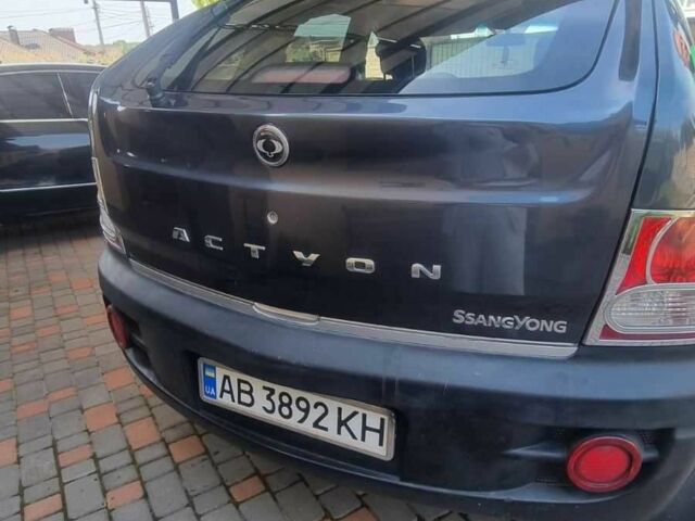 Серый Cанг Йонг Актион, объемом двигателя 2.3 л и пробегом 215 тыс. км за 4211 $, фото 5 на Automoto.ua