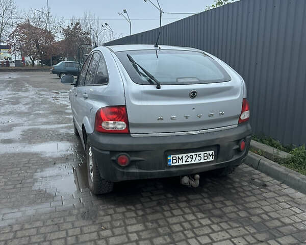 Серый Cанг Йонг Актион, объемом двигателя 2 л и пробегом 306 тыс. км за 4500 $, фото 2 на Automoto.ua