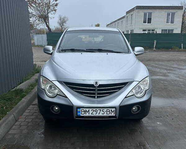 Серый Cанг Йонг Актион, объемом двигателя 2 л и пробегом 306 тыс. км за 4500 $, фото 1 на Automoto.ua