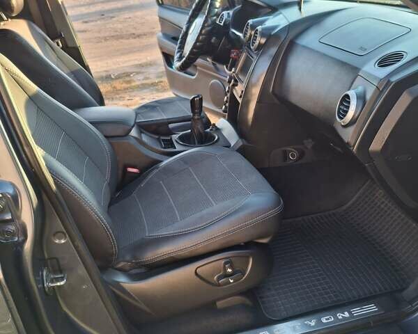 Сірий Cанг Йонг Actyon, об'ємом двигуна 2 л та пробігом 329 тис. км за 6200 $, фото 11 на Automoto.ua